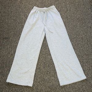 Comfy gray sweatpants from Shein!